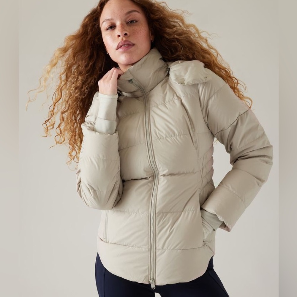 Athleta Downtown Jacket in excellent condition. size SP. Creamy beige color.